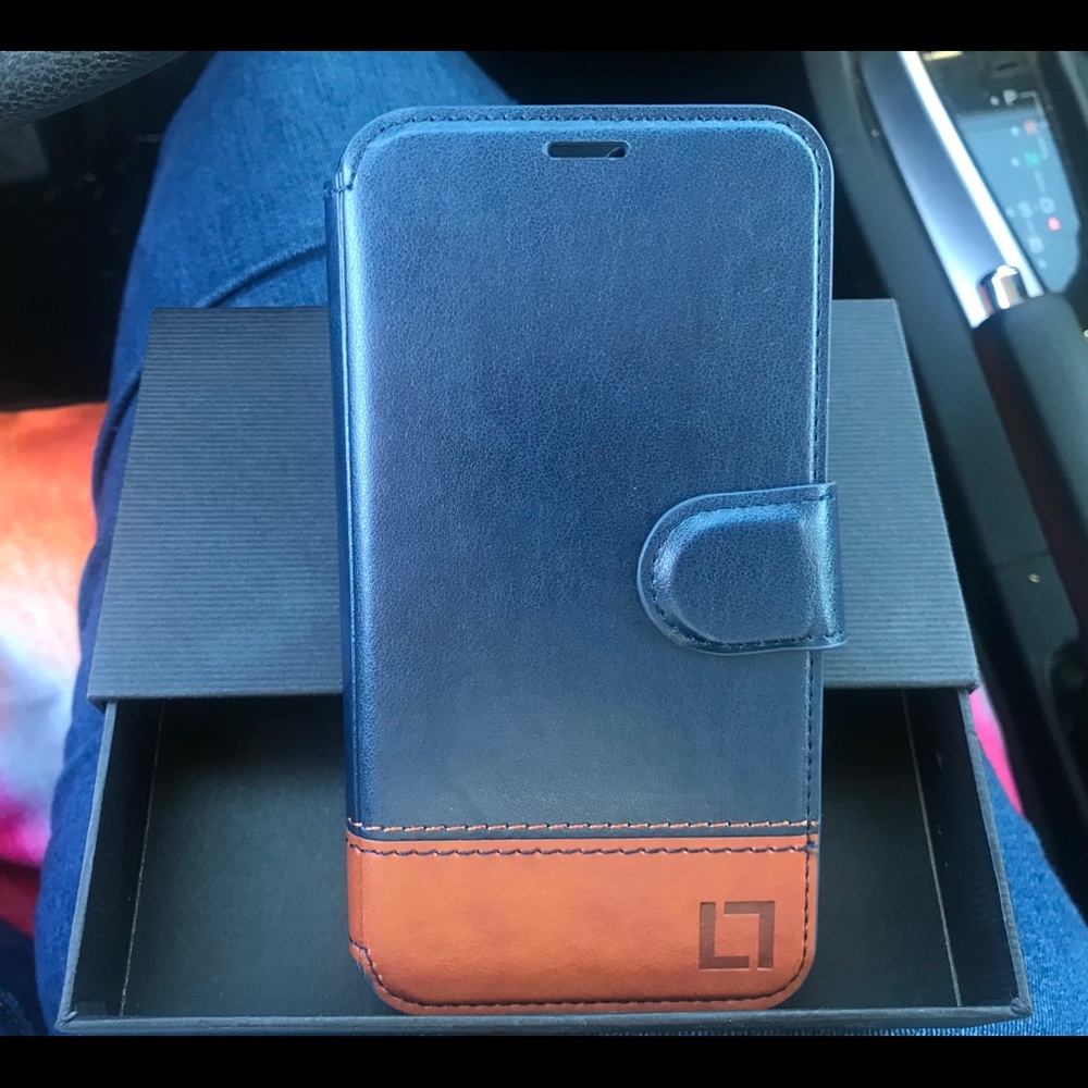 LUPA iPhone 11 Pro Wallet Case
